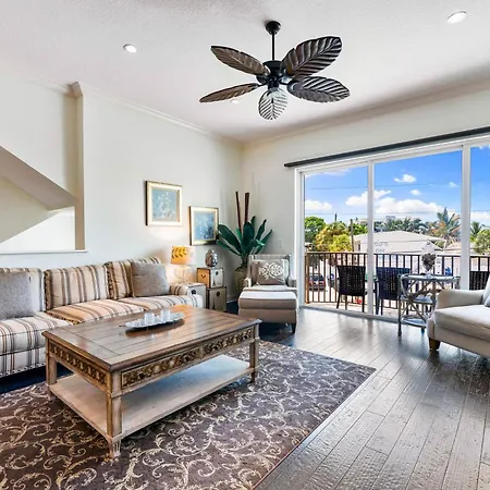 Beachside Of The Village By Beachside Management